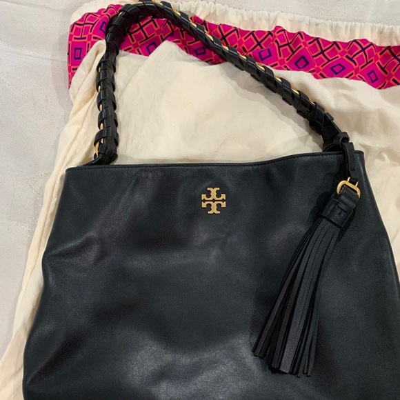 Tory Burch Handbags - Tory Burch black luxurypurse. Excellent condition.